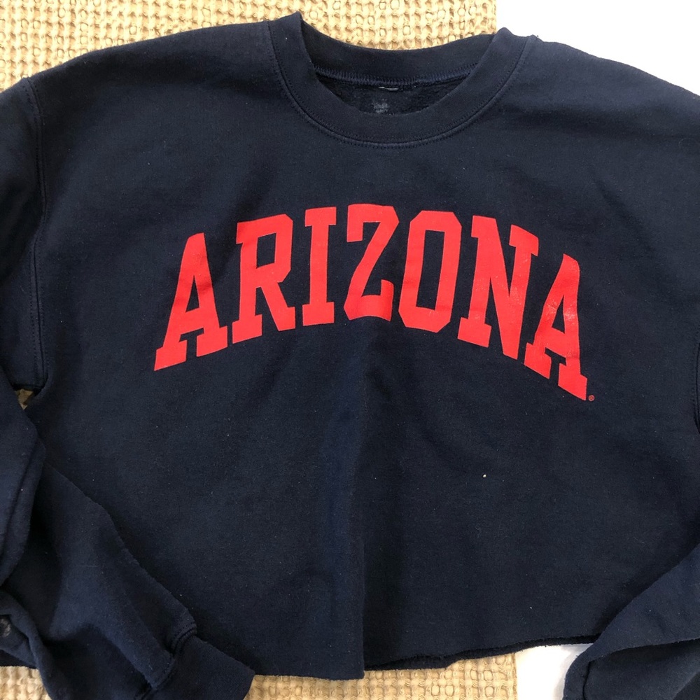 Vintage U of Arizona cropped crewneck - Picture 2 of 2